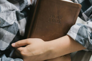 Facing Giants: What David Saw—and How You Can Stand